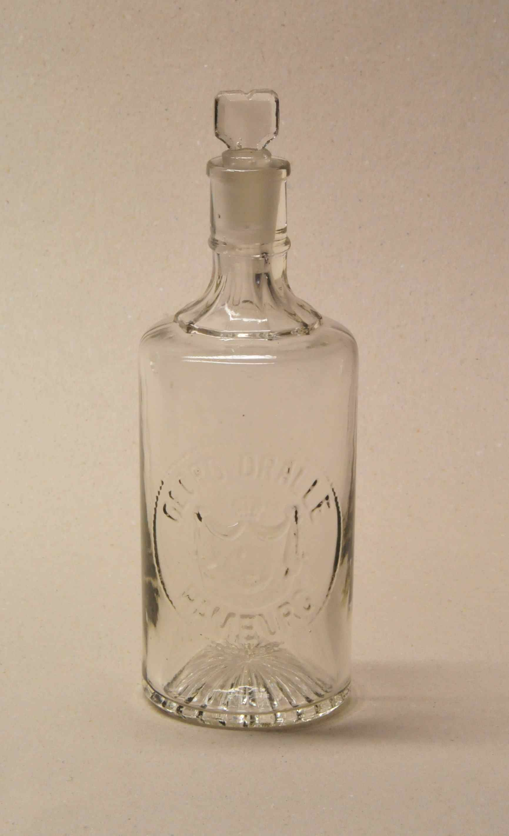 Georg Dralle Glasflacon 