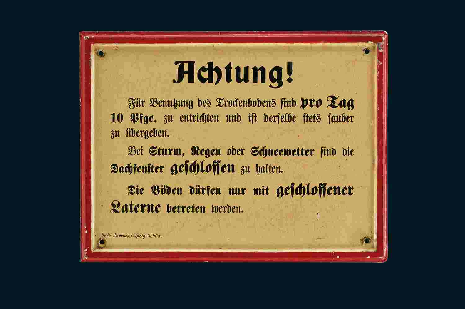 Achtung! Für Benutzung Trockenboden…  